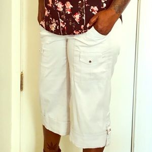 Cache’ Capri Pants